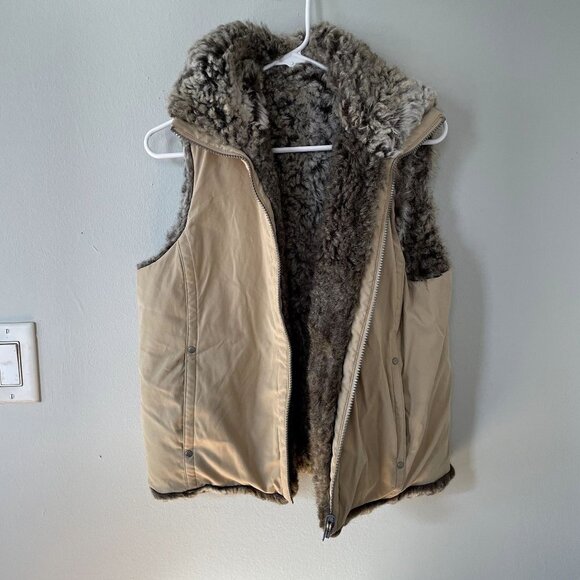 Jackets & Blazers - romantic vintage faux fur vest w/ pockets casual warm winter glam women size M